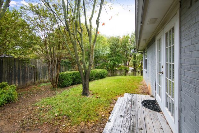 2935 Ridgewood Drive, Grapevine, TX 76051