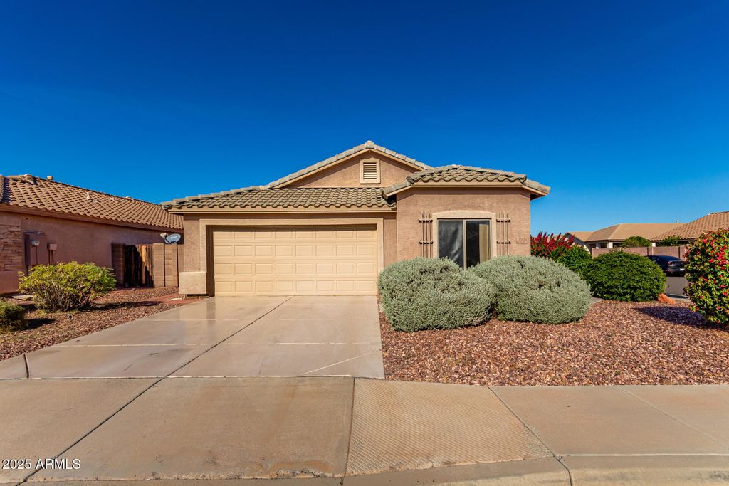 15834 W CARMEN Drive, Surprise, AZ 85374
