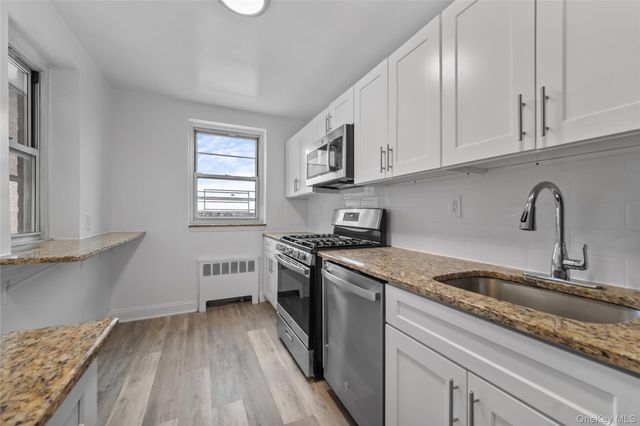 730 Pelham Road 4H, New Rochelle, NY 10805