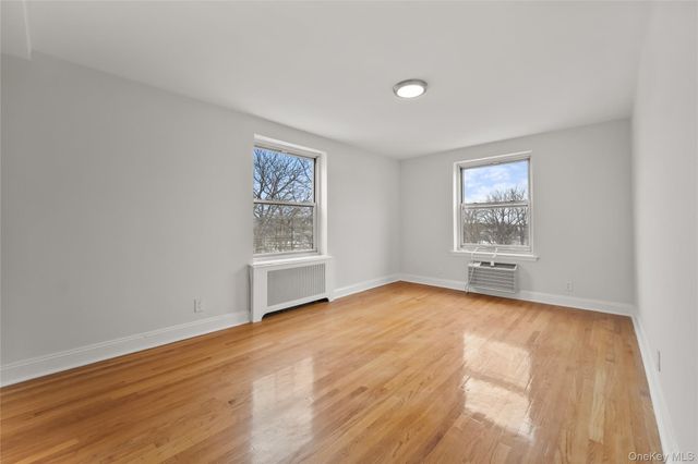 730 Pelham Road 4H, New Rochelle, NY 10805