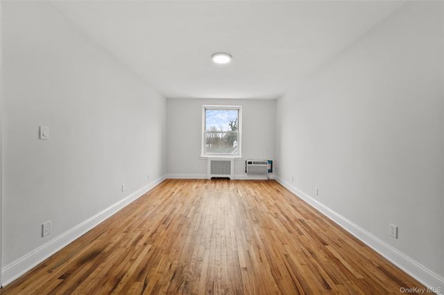 730 Pelham Road 4H, New Rochelle, NY 10805