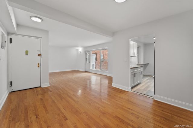 730 Pelham Road 4H, New Rochelle, NY 10805