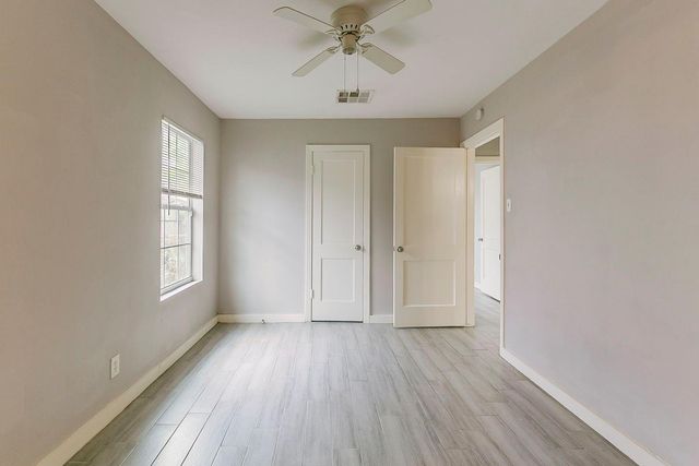 5009 Bataan Road, Houston, TX 77033