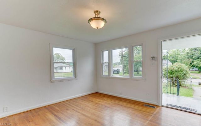 7725 Fayver AVE, Norfolk, VA 23505