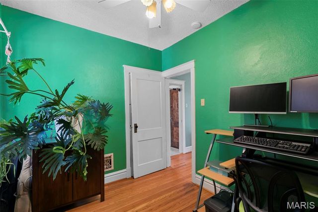 5510 Lisette Avenue, St Louis, MO 63109