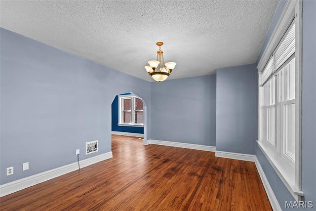 5510 Lisette Avenue, St Louis, MO 63109