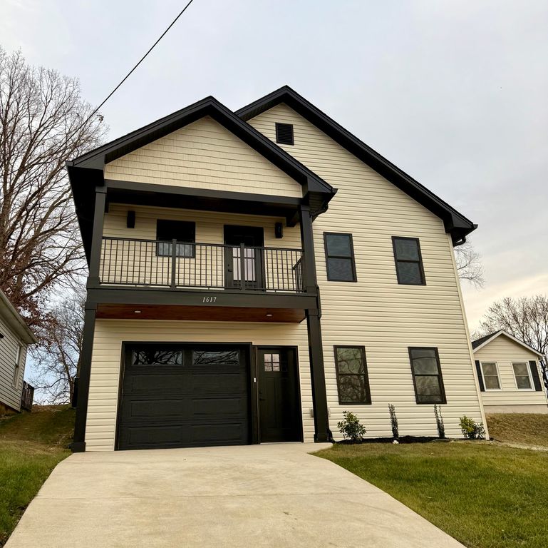 1617 Eastgate AVE, Roanoke, VA 24012