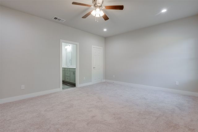 2723 Lawrence Street, Dallas, TX 75215