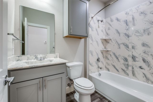 2723 Lawrence Street, Dallas, TX 75215