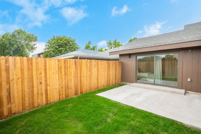 5922 Glen Heather Drive, Dallas, TX 75252