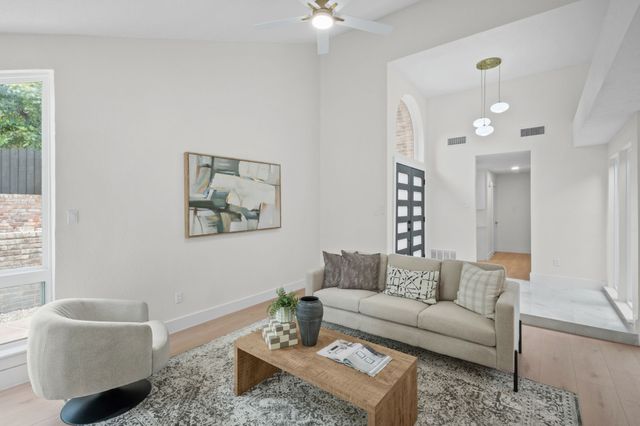 5922 Glen Heather Drive, Dallas, TX 75252