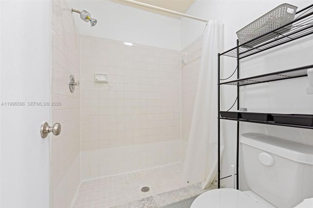 10500 NW 3rd Street, Pembroke Pines, FL 33026