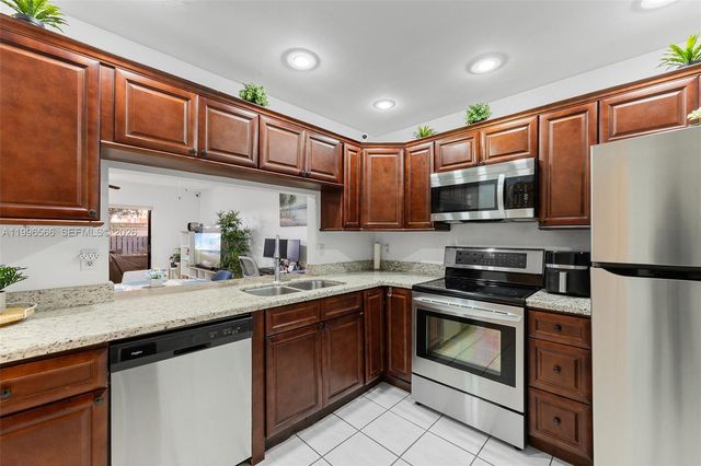 10500 NW 3rd Street, Pembroke Pines, FL 33026