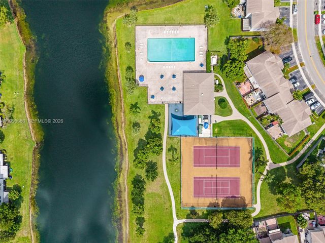 10500 NW 3rd Street, Pembroke Pines, FL 33026