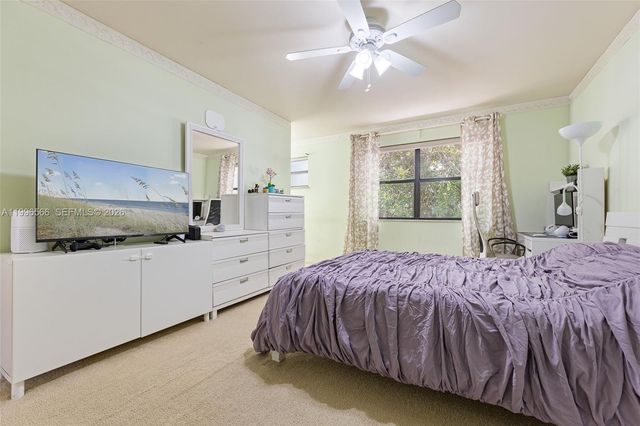 10500 NW 3rd Street, Pembroke Pines, FL 33026