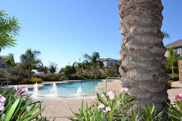 4060 E Tyson Street, Gilbert, AZ 85295