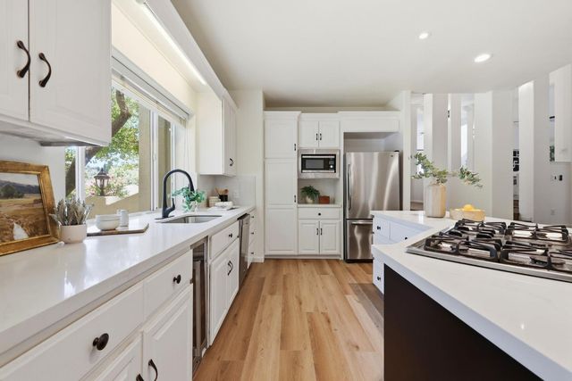 1712 Carnegie Way, El Dorado Hills, CA 95762