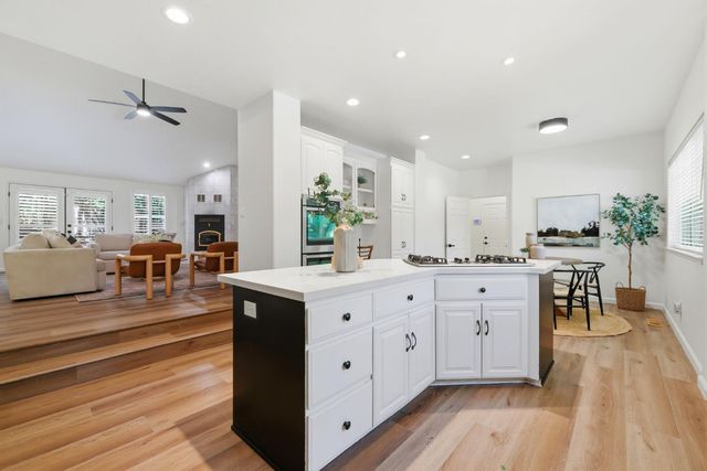 1712 Carnegie Way, El Dorado Hills, CA 95762