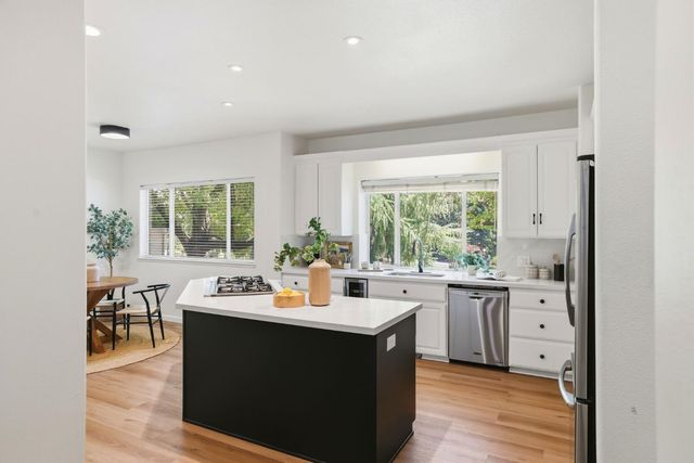 1712 Carnegie Way, El Dorado Hills, CA 95762