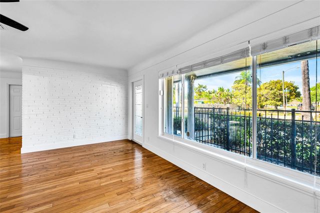 1760 NE 40th Court, Oakland Park, FL 33334