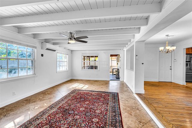 1760 NE 40th Court, Oakland Park, FL 33334