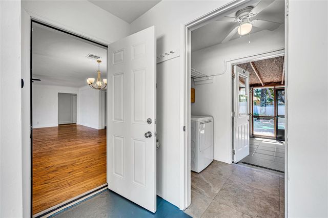 1760 NE 40th Court, Oakland Park, FL 33334