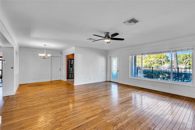 1760 NE 40th Court, Oakland Park, FL 33334