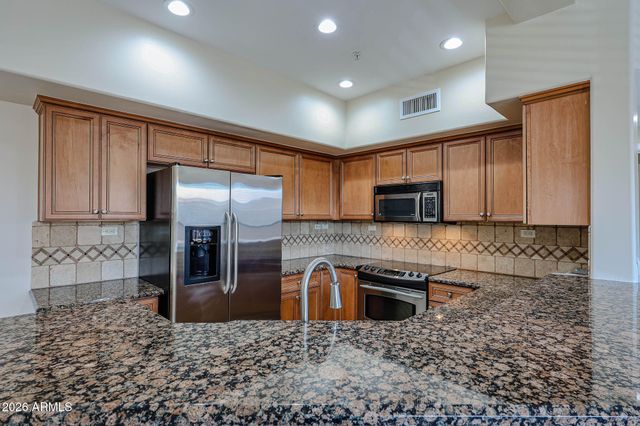 20660 N 40TH Street 2165, Phoenix, AZ 85050