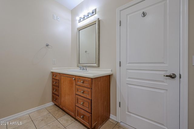 20660 N 40TH Street 2165, Phoenix, AZ 85050