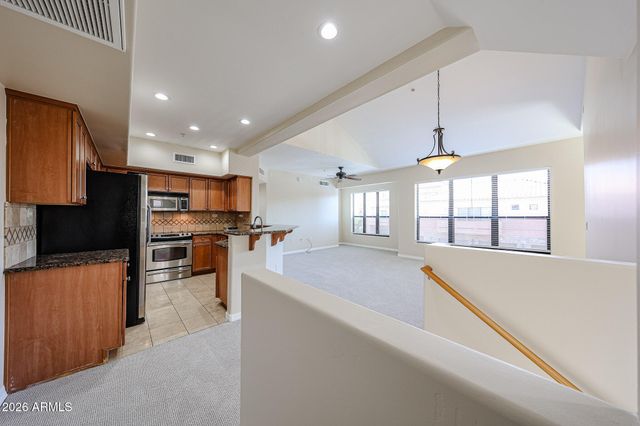 20660 N 40TH Street 2165, Phoenix, AZ 85050