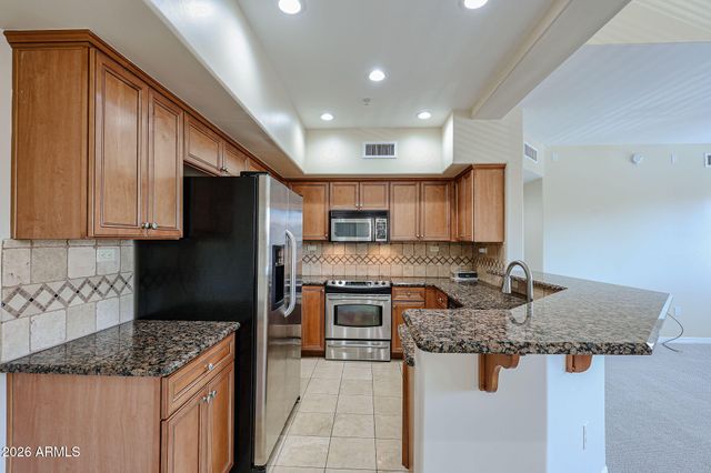 20660 N 40TH Street 2165, Phoenix, AZ 85050