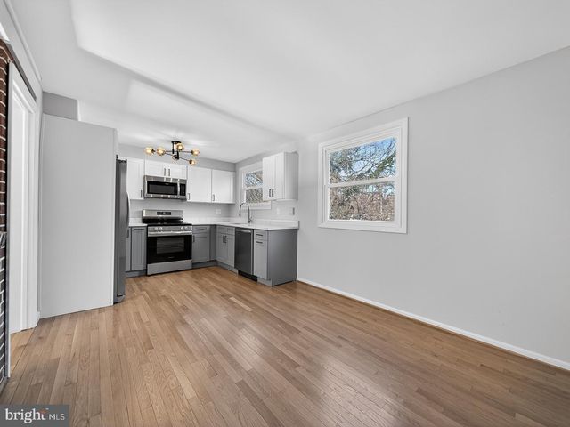 3108 P ST SE, Washington, DC 20020