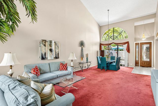 5315 Monterey Circle F, Delray Beach, FL 33484
