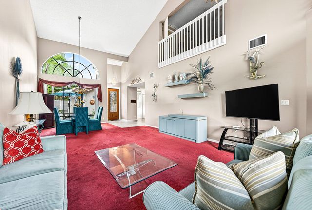 5315 Monterey Circle F, Delray Beach, FL 33484