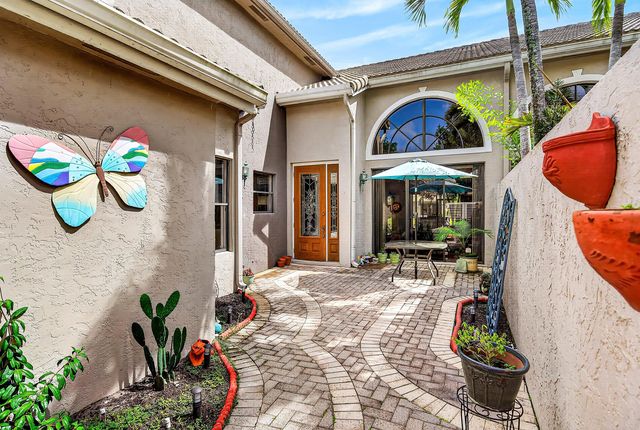 5315 Monterey Circle F, Delray Beach, FL 33484