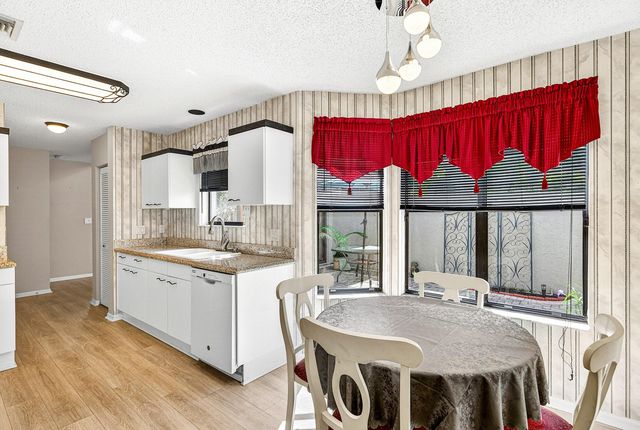 5315 Monterey Circle F, Delray Beach, FL 33484