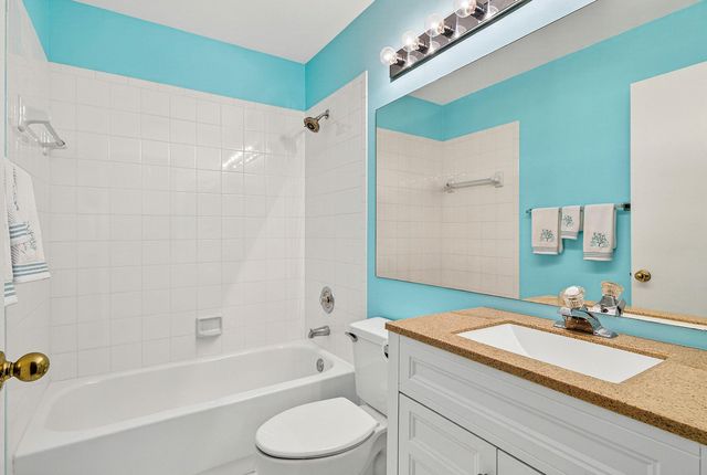 5315 Monterey Circle F, Delray Beach, FL 33484