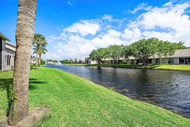 5315 Monterey Circle F, Delray Beach, FL 33484