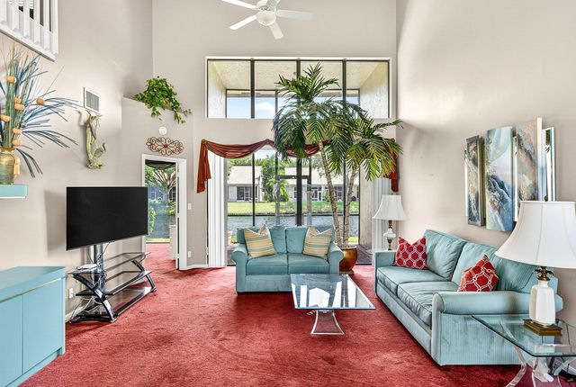 5315 Monterey Circle F, Delray Beach, FL 33484