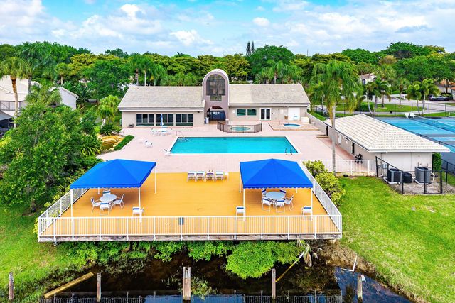 5315 Monterey Circle F, Delray Beach, FL 33484