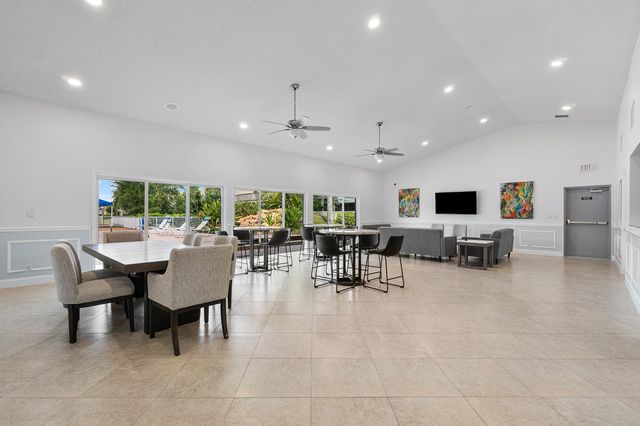 5315 Monterey Circle F, Delray Beach, FL 33484