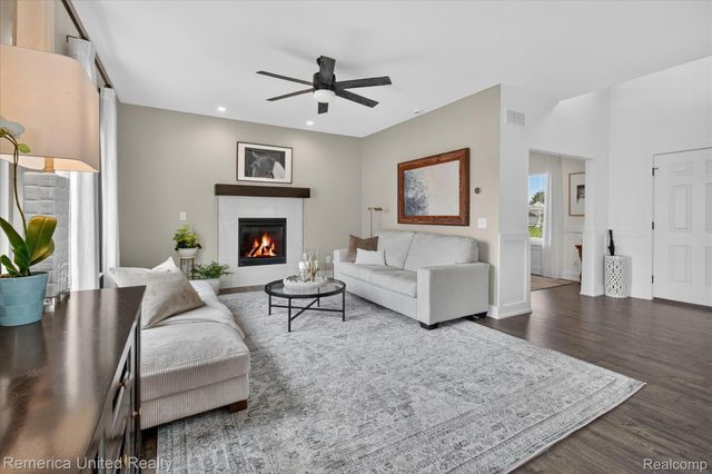 5024 Chatsworth Street, Dundee Village, MI 48131