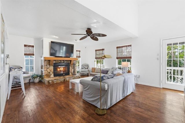 514 WIDEVIEW AVENUE, Tarpon Springs, FL 34689