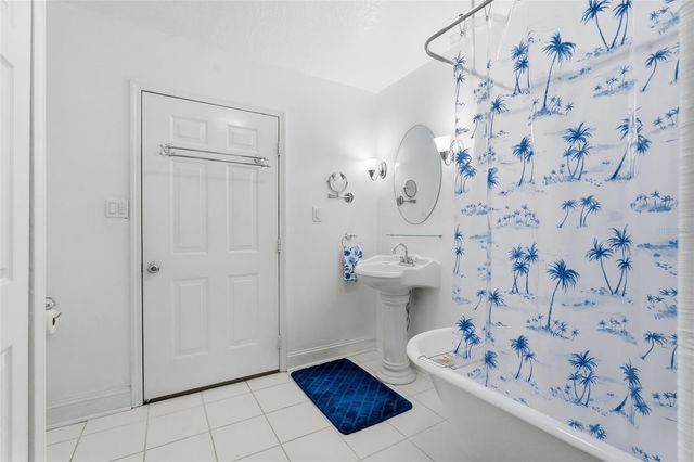 514 WIDEVIEW AVENUE, Tarpon Springs, FL 34689