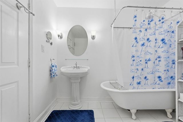 514 WIDEVIEW AVENUE, Tarpon Springs, FL 34689