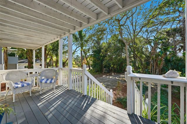 514 WIDEVIEW AVENUE, Tarpon Springs, FL 34689