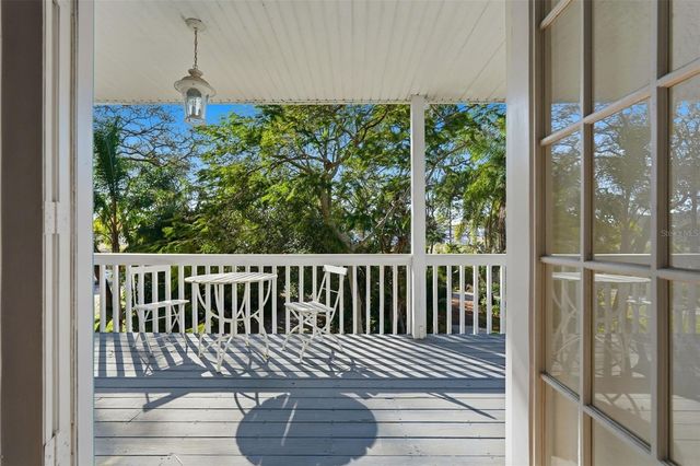 514 WIDEVIEW AVENUE, Tarpon Springs, FL 34689