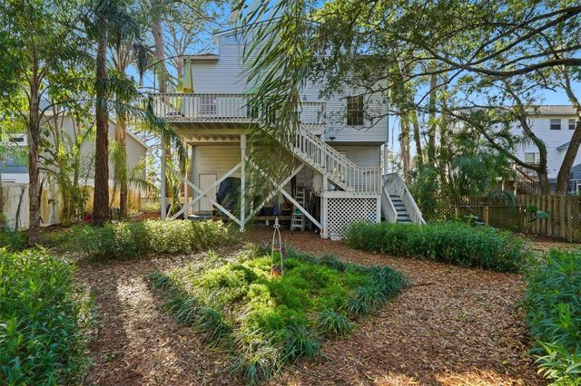 514 WIDEVIEW AVENUE, Tarpon Springs, FL 34689