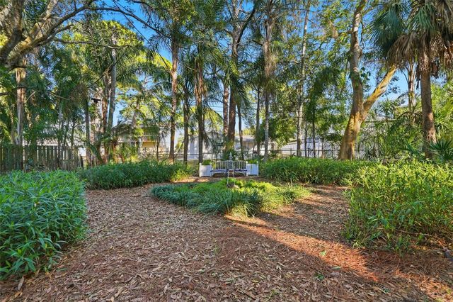 514 WIDEVIEW AVENUE, Tarpon Springs, FL 34689