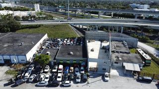 17121 NW 2nd Ct, Miami Gardens, FL 33169